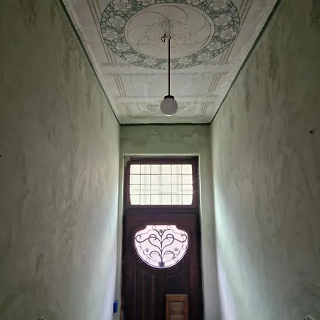 Harziano In Der Kaiser-otto-strasse - Stilvolle Gruenderzeitwohnungen Mit Kacheloefen, Wintergarten & Viel Platz Zum Entspannen Apartment Quedlinburg