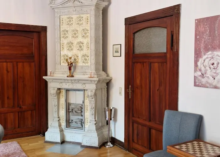 Harziano In Der Kaiser-otto-strasse - Stilvolle Gruenderzeitwohnungen Mit Kacheloefen, Wintergarten & Viel Platz Zum Entspannen Apartmán Quedlinburg