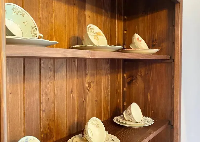 Harziano In Der Kaiser-otto-strasse - Stilvolle Gruenderzeitwohnungen Mit Kacheloefen, Wintergarten & Viel Platz Zum Entspannen Apartmán Quedlinburg